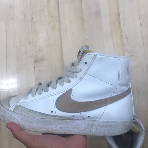 Old blazers- womens size 6- not worn too much still good - Picture 4 of 6